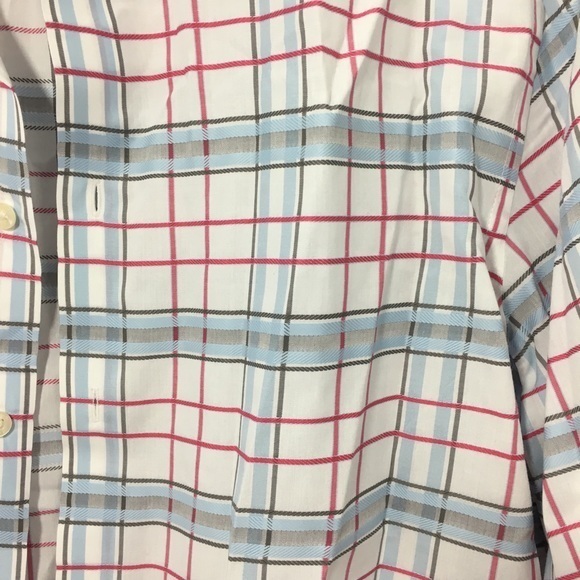 Perry Ellis Plaid Button down shirt - Picture 2 of 6